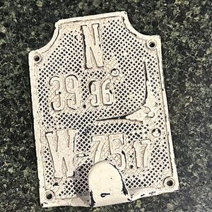 Anthropologie Coordinates wall hook distressed off white lk new heavy decor